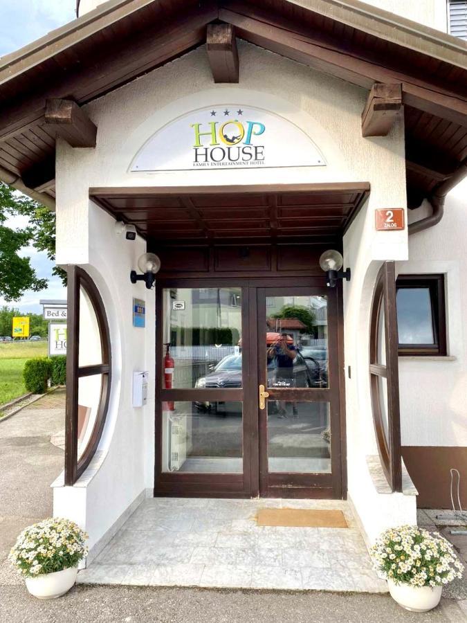 Hop House Garni Hotel Postojna Exterior foto