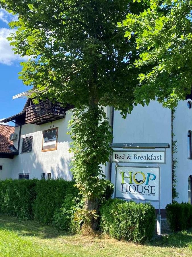 Hop House Garni Hotel Postojna Exterior foto